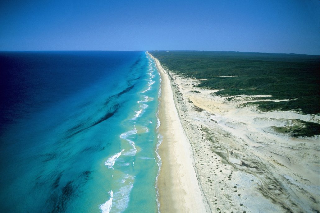 hummer tours fraser island